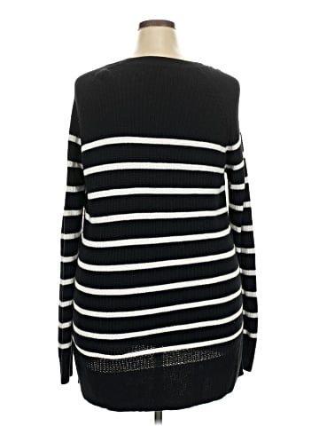 Old Navy Pullover Sweater (view 2)