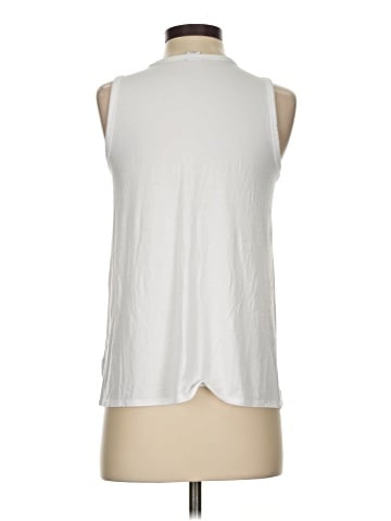 LUXE Sleeveless T-Shirt (view 2)