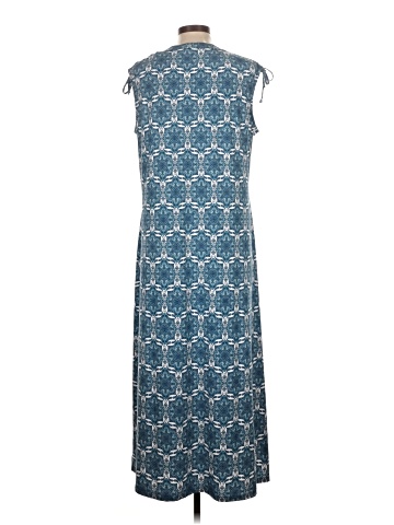 Brooke Shields Timeless Casual Dress (view 2)