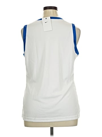 Nike Sleeveless T-Shirt (view 2)