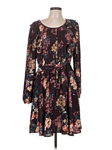 Xhilaration Casual Dress (view 1)