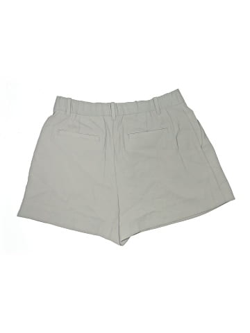 Gap Shorts (view 2)