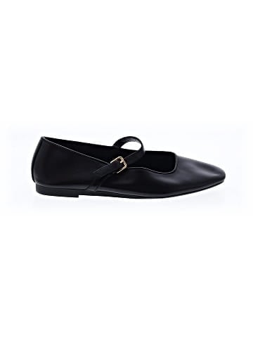 Zara Flats (view 1)