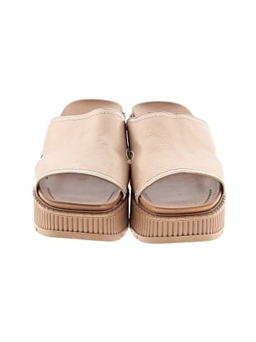 Rouge Wedges (view 2)