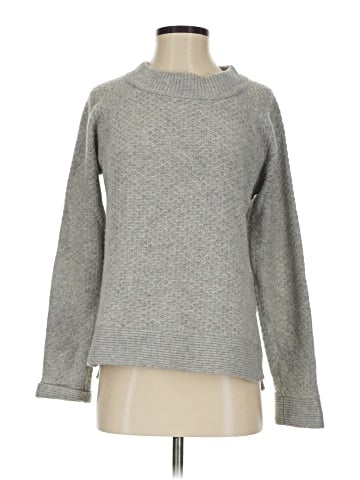 Neiman Marcus Cashmere Pullover Sweater (view 1)