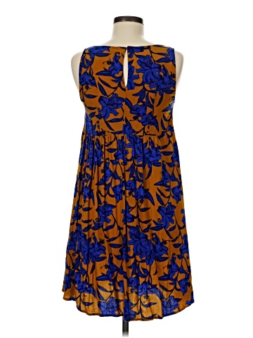 H&M Casual Dress (view 2)