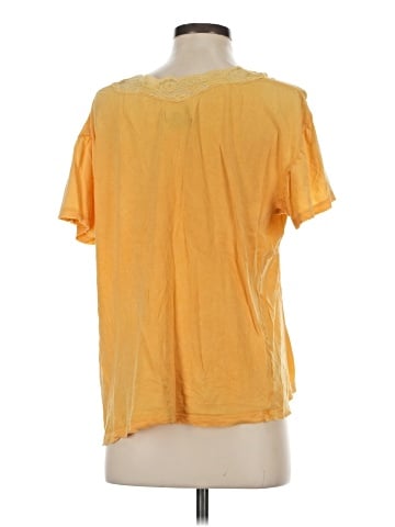 Urban Outfitters Short Sleeve T-Shirt (view 2)