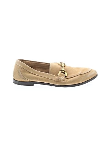 Zara Flats (view 1)