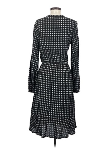 Old Navy Casual Dress (view 2)