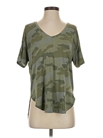 American Eagle Outfitters Short Sleeve T-Shirt (view 1)