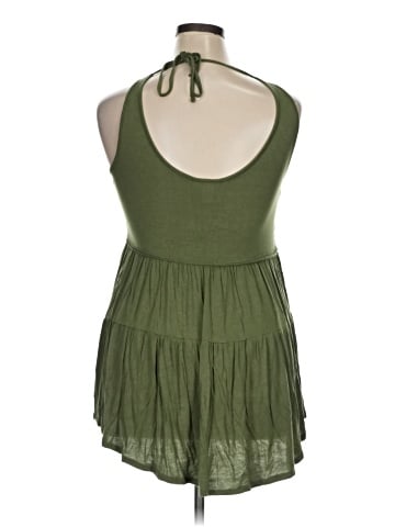 Belle Du Jour Tank Top (view 2)