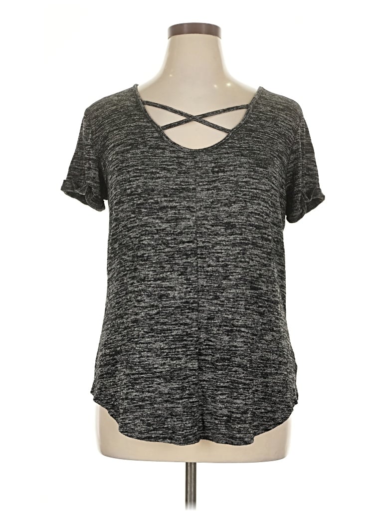 Pre-owned A.n.a. A New Approach Active T-shirt In Gray