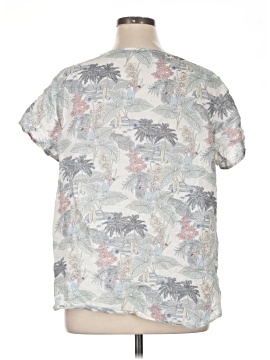 Tahari Short Sleeve Blouse (view 2)