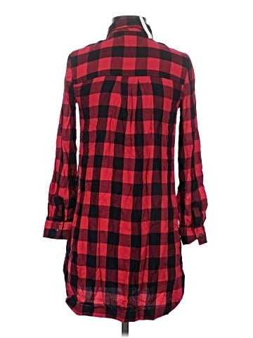 Old Navy Casual Dress (view 2)