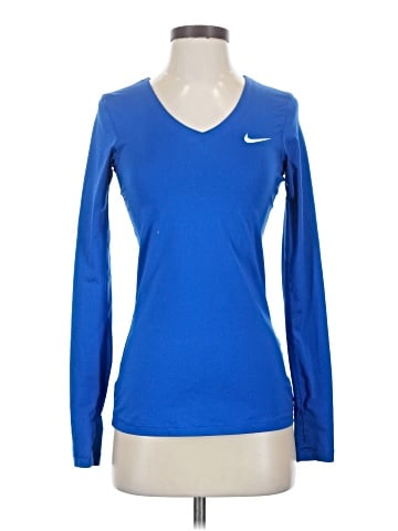 Nike Long Sleeve T-Shirt (view 1)