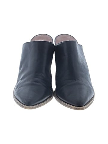 BP. Mule/Clog (view 2)