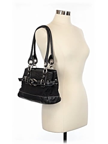 Wilsons Leather Leather Shoulder Bag (view 2)