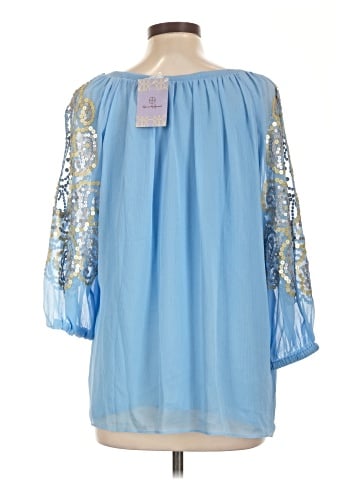 Hot In Hollywood 3/4 Sleeve Blouse (view 2)
