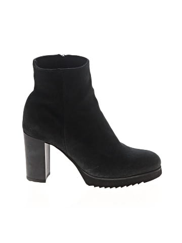 C La Canadienne Ankle Boots (view 1)