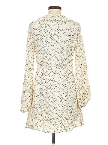 Old Navy Casual Dress (view 2)