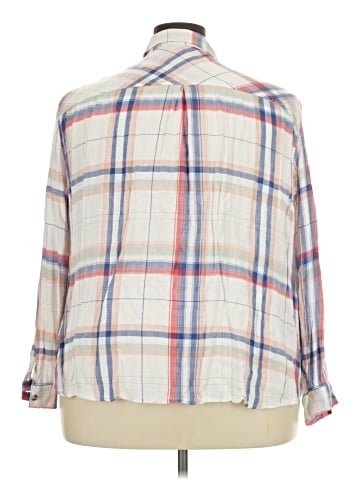 Maurices 3/4 Sleeve Button-Down Shirt (view 2)