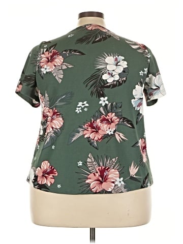 Emery Rose Short Sleeve Blouse (view 2)