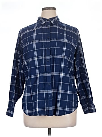 St. John's Bay Long Sleeve Button-Down Shirt (view 1)