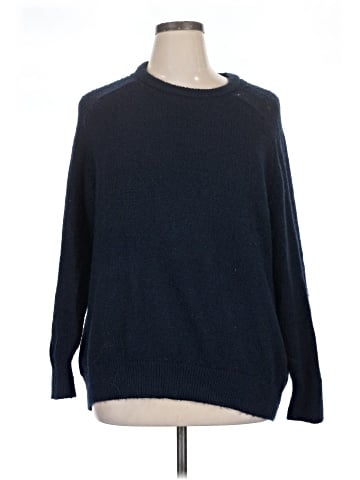 Old Navy Pullover Sweater (view 1)