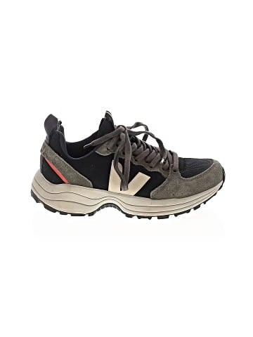 VEJA Sneakers (view 1)