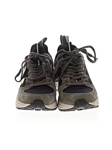 VEJA Sneakers (view 2)