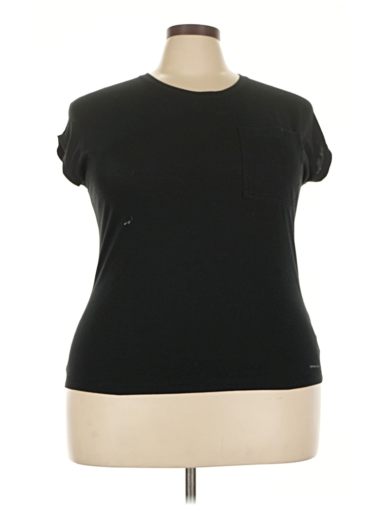 Pre-owned Columbia Active T-shirt In Black