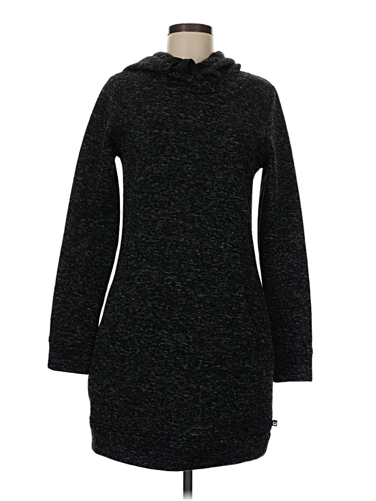 Pre-owned Fabletics Turtleneck Sweater In Black