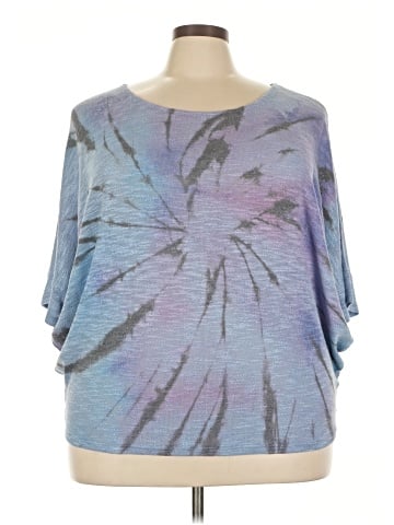 Phil Love Pullover Sweater (view 1)