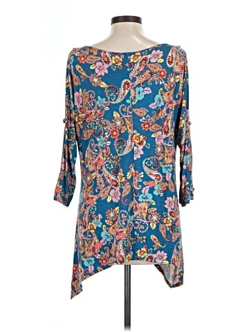 Cable & Gauge 3/4 Sleeve Blouse (view 2)