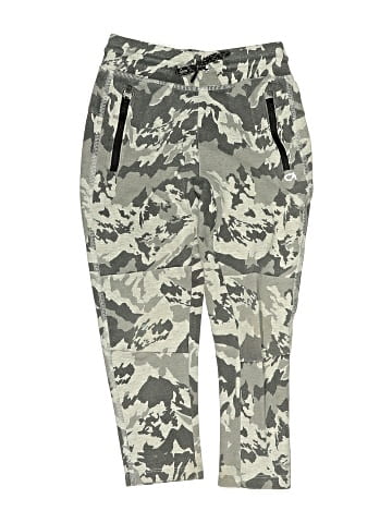 Gap Fit Cargo Pants (view 1)