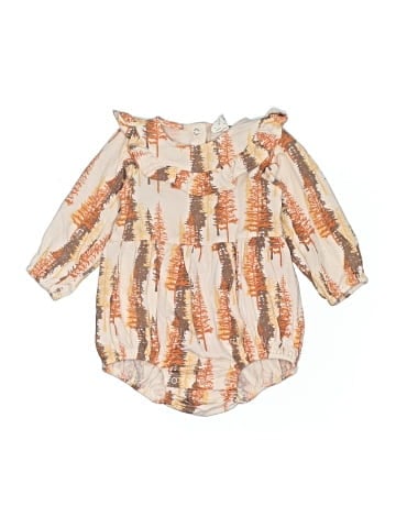 Kate Quinn Organics Long Sleeve Onesie (view 1)