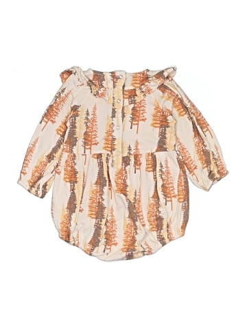 Kate Quinn Organics Long Sleeve Onesie (view 2)