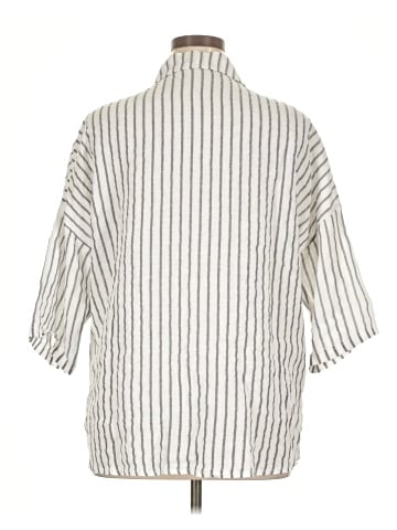 Unbranded 3/4 Sleeve Button-Down Shirt (view 2)