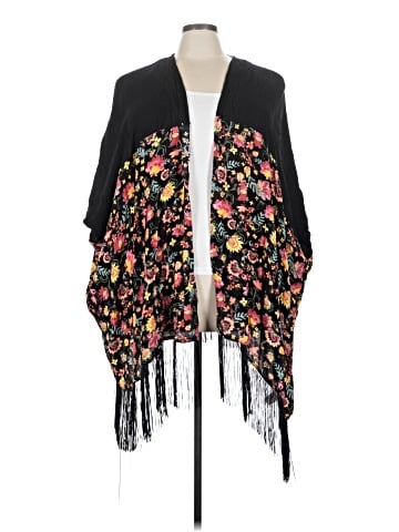 Jessica Simpson Poncho (view 1)
