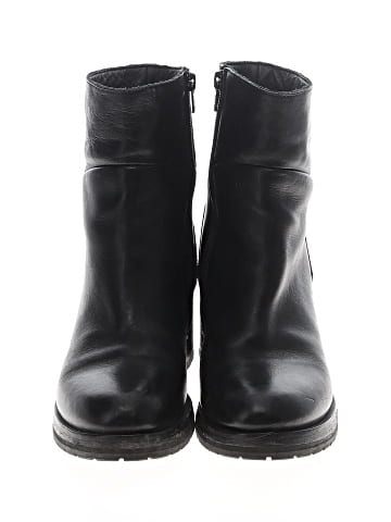 Moma Ankle Boots (view 2)