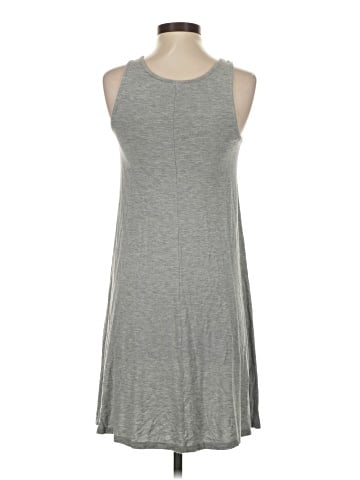 Old Navy Casual Dress (view 2)