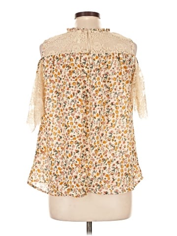 Live 4 Truth Sleeveless Blouse (view 2)