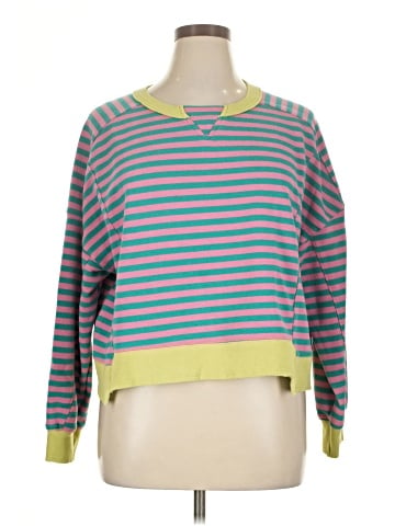 Merokeety Pullover Sweater (view 1)