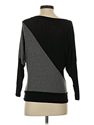 Red Haute 3/4 Sleeve Top (view 2)