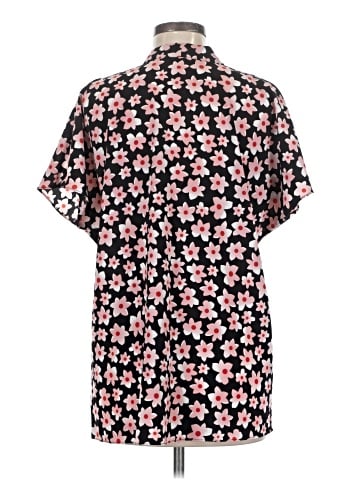CAbi Short Sleeve Blouse (view 2)