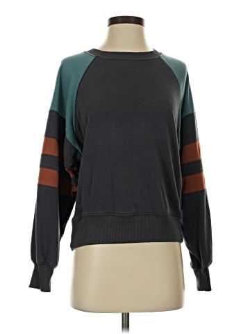 American Eagle Outfitters Pullover Sweater (view 1)