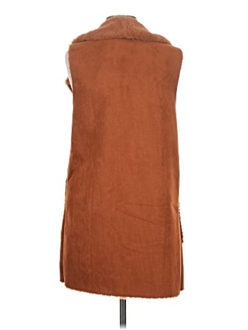 Mystree Faux Fur Vest (view 2)