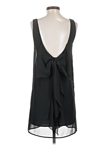 Dainty Hooligan Sleeveless Top (view 2)