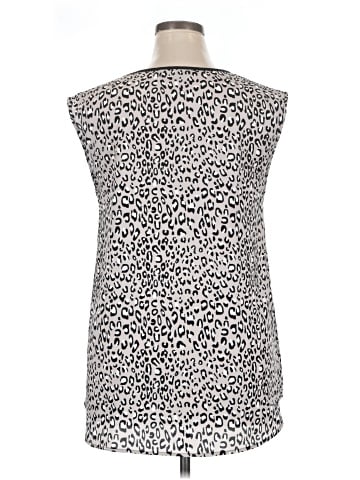 Decjuba Sleeveless Blouse (view 2)