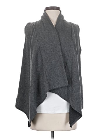 Fleurette Poncho (view 1)